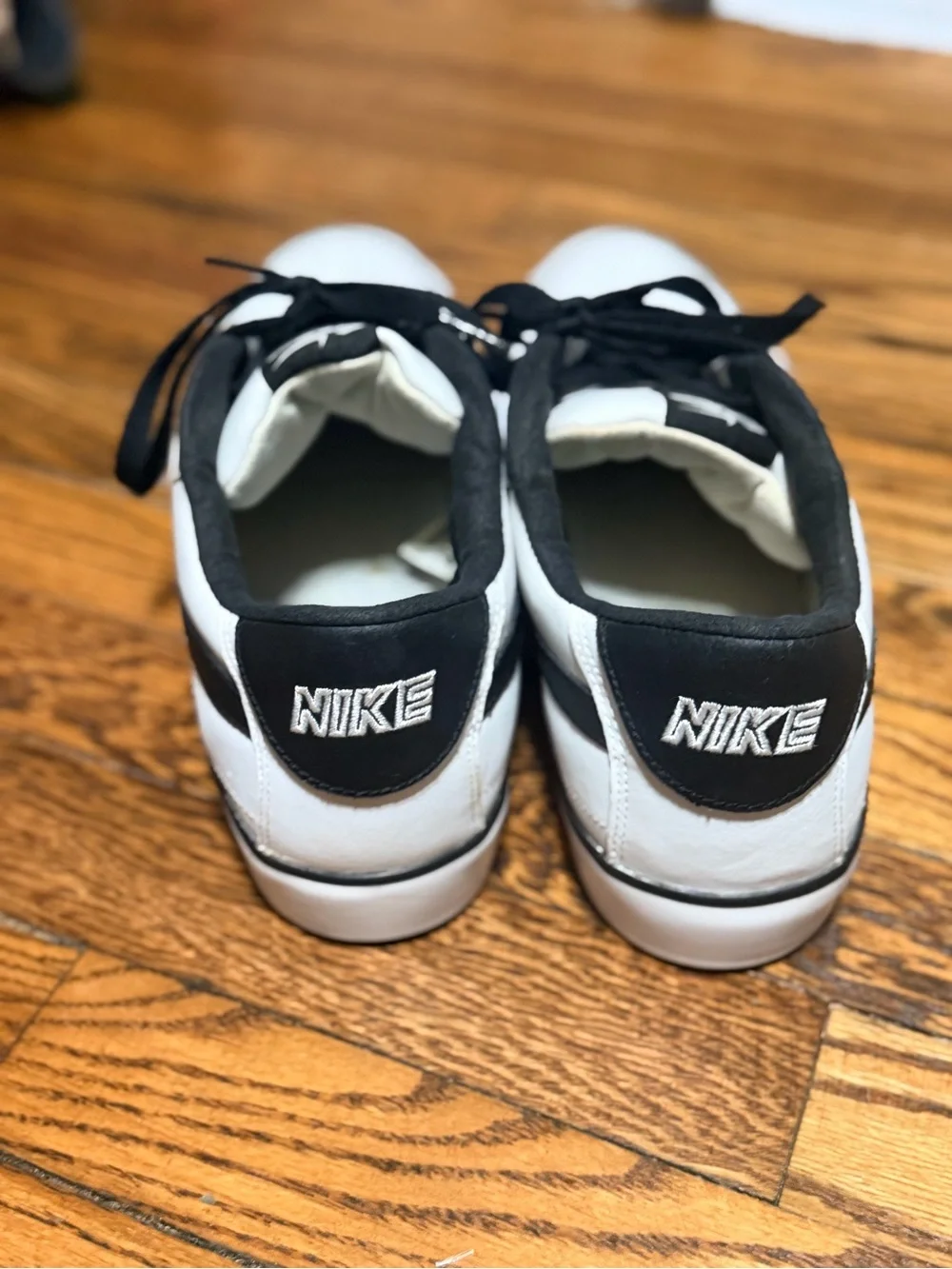 Nike 6.0 Mavrk Low White Black Leather Skate Shoes Men's 13 313067-102